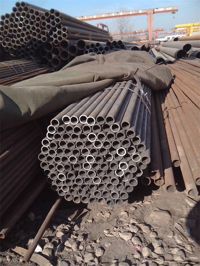 双鸭山小口径精密无缝钢管