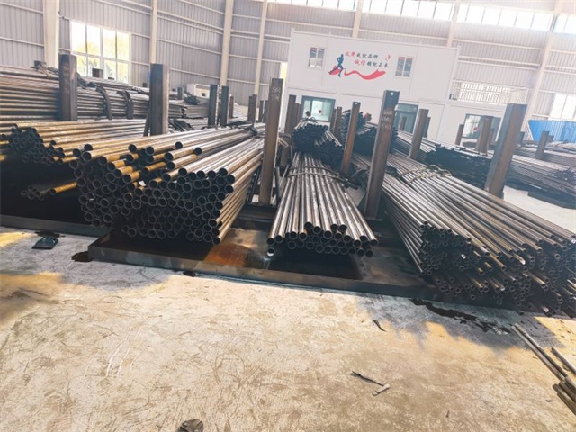 双鸭山45号精密无缝钢管