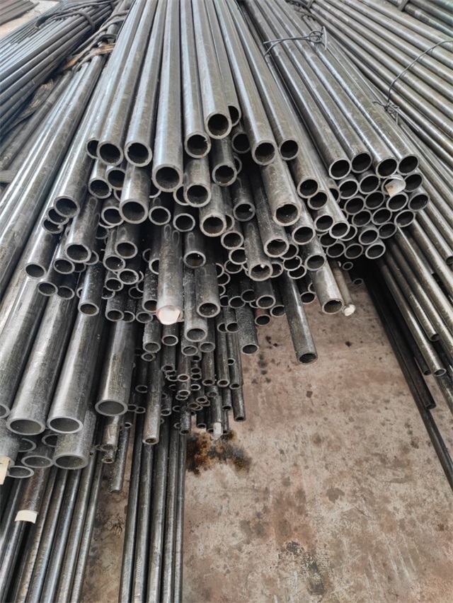 双鸭山16mn精密无缝钢管
