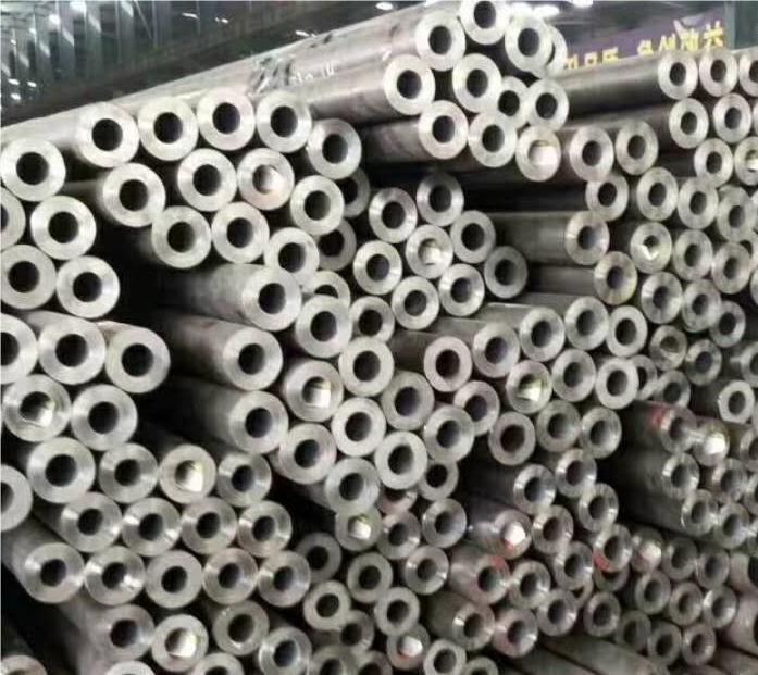 双鸭山GB8162结构用无缝钢管