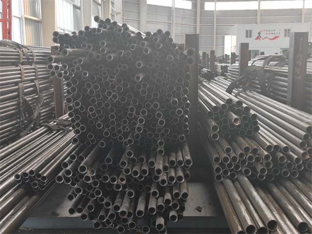 双鸭山精密无缝钢管销售厂家