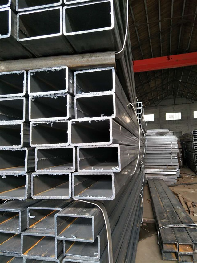 双鸭山镀锌无缝钢管厂家