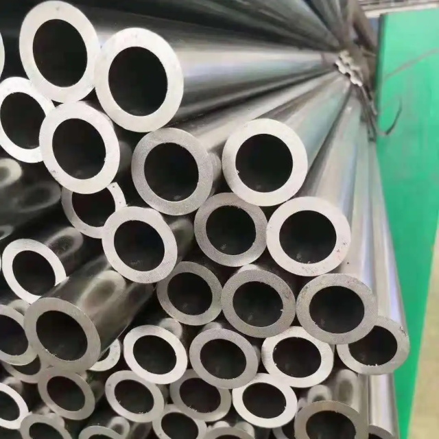 双鸭山精密无缝钢管型号表